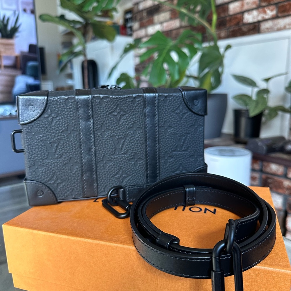 Louis Vuitton Monogram Taurillon Soft Trunk Wallet - Picture 9 of 9